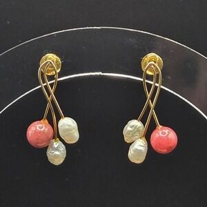 Handmade Baroque Freshwater Pearl and Coral Dangle Beads Goldtone‎ Post Earrings